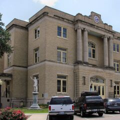 Exploring McKinney TX Historic Downtown courthouse